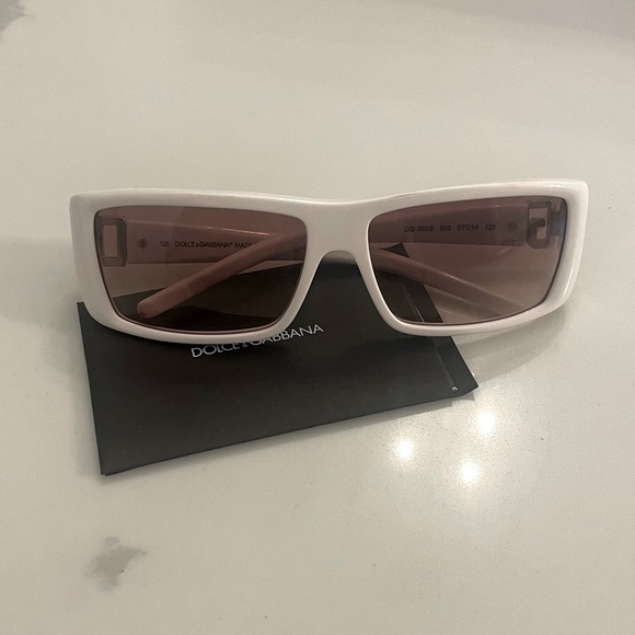 AUTHENTIC DOLCE GABANNA SUNGLASSES - Picture 1 of 3